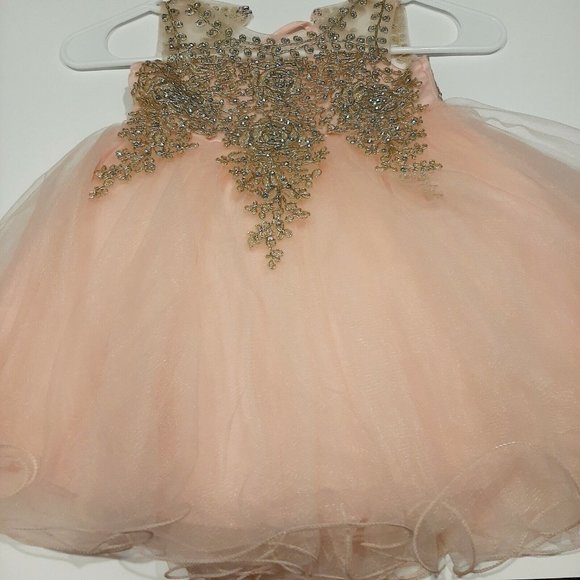 TIP TOP Hand Beaded Bridal Dress Lovely Gown Size 12M - Picture 4 of 4